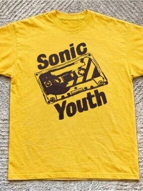 Gildan Daisy Sonic Youth Cassette Graphic T-shirt